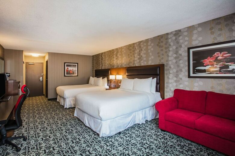 Hotel Ramada By Wyndham Jacksons Point