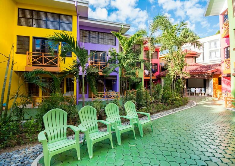 Hotel The Club Ten Beach Resort