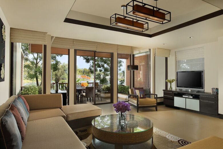 Dusit Thani Laguna Pool Villa