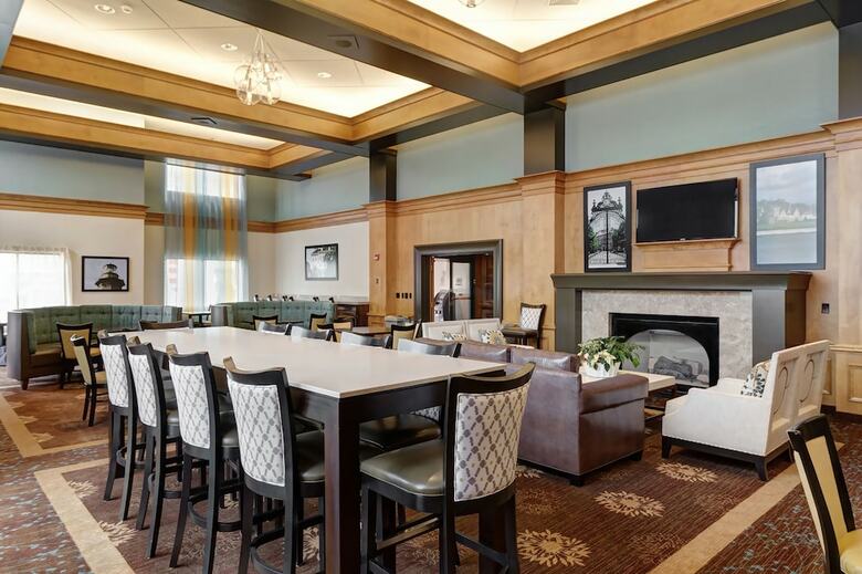 Holiday Inn Express Hotel & Suites Warwick-providence (Arpt)