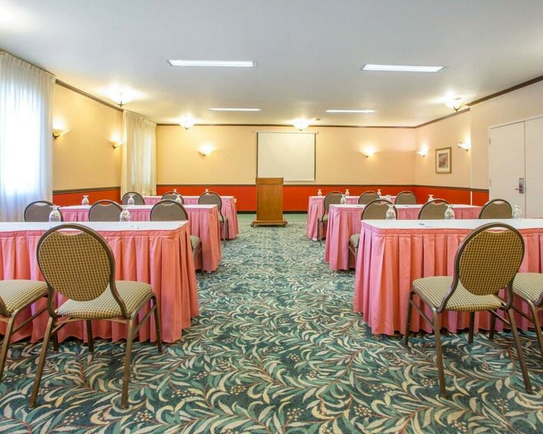 Hotel Clarion Inn S Holland