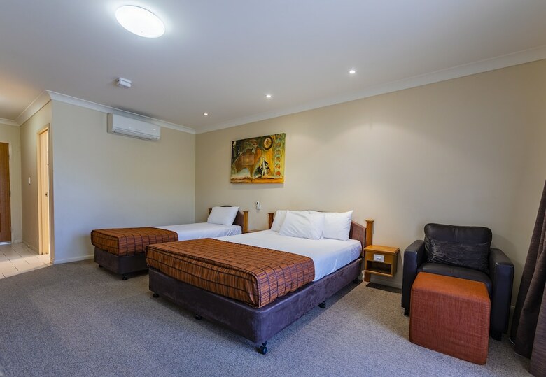 Motel Roma Explorers Inn