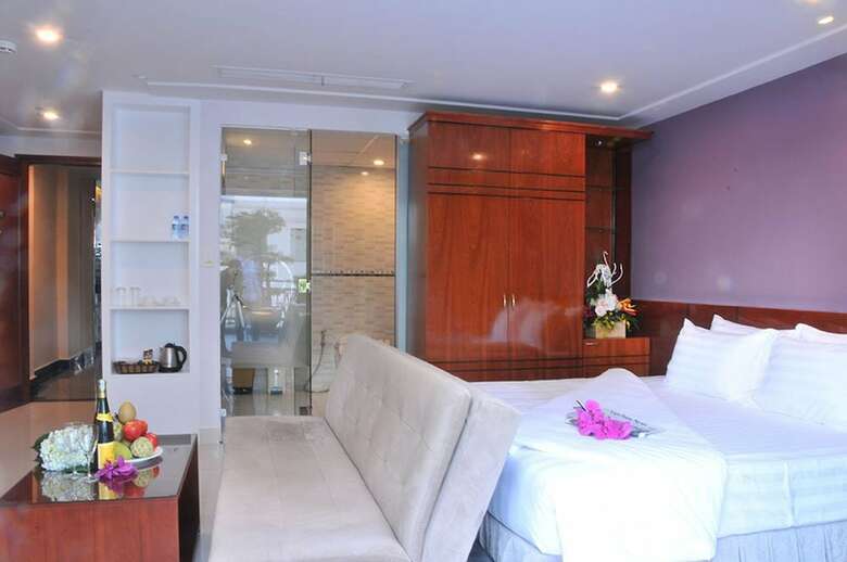 White Lotus Hotel