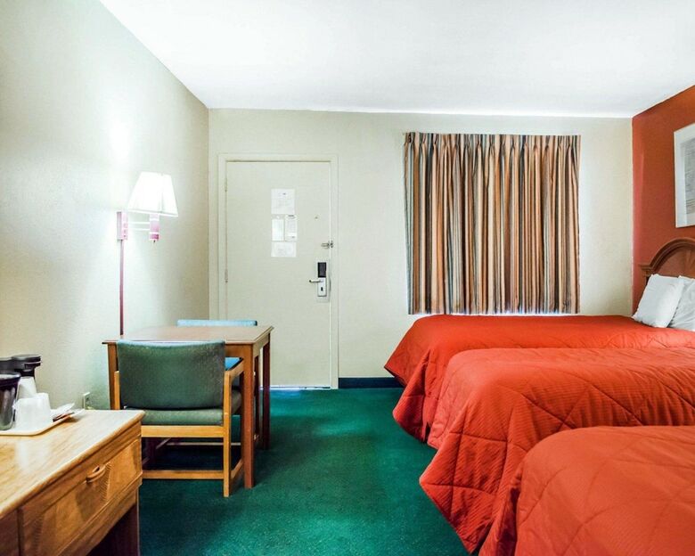 Motel Rodeway Inn