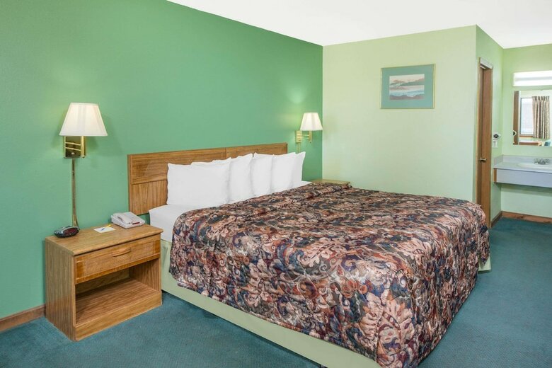 Hotel Days Inn By Wyndham Mountain Grove