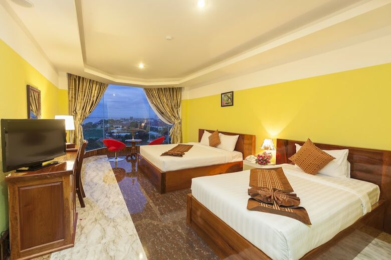 High Sky Hotel