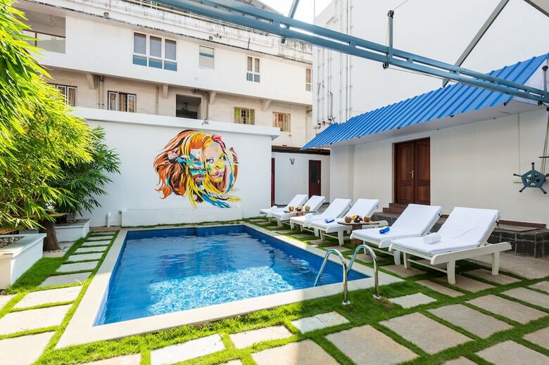 No.18 Hotel