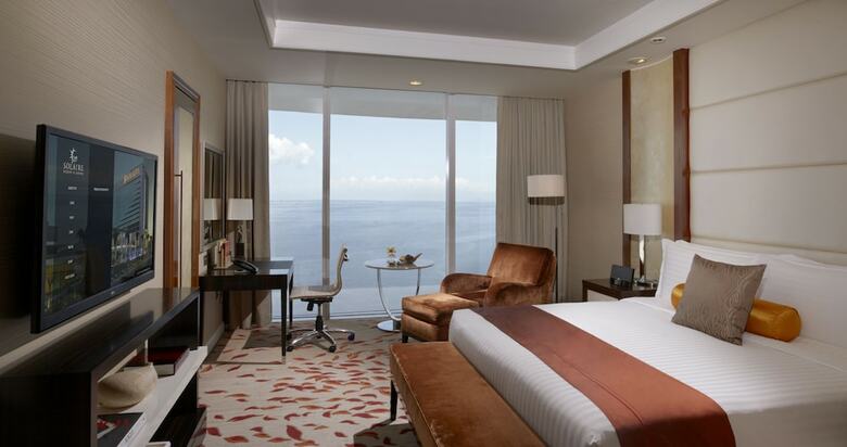 Hotel Solaire Resort And Casino
