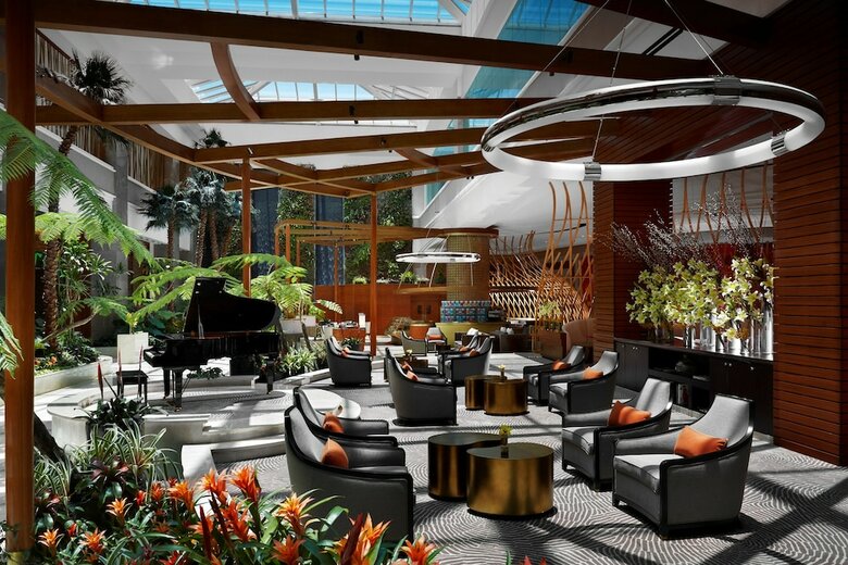 Hotel Solaire Resort And Casino