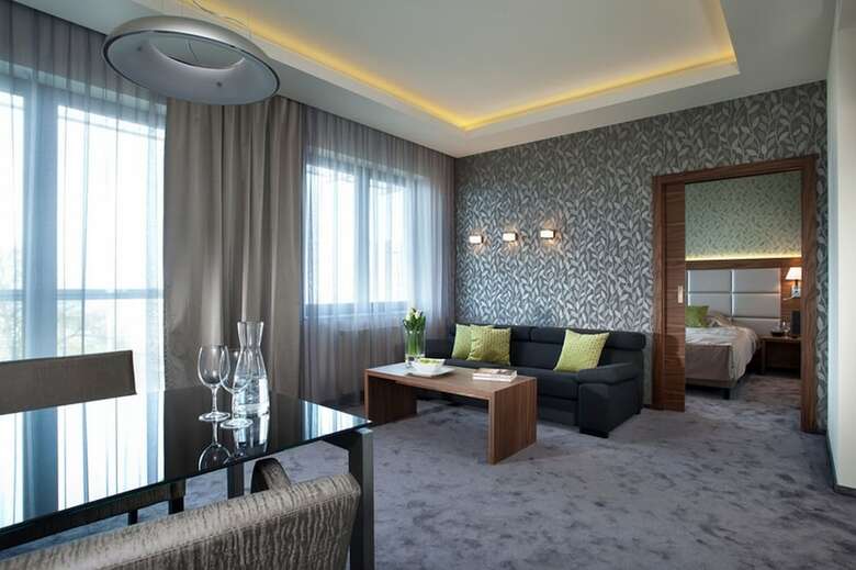 Longstay Aparthotel