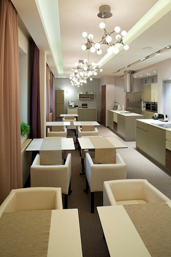 Longstay Aparthotel