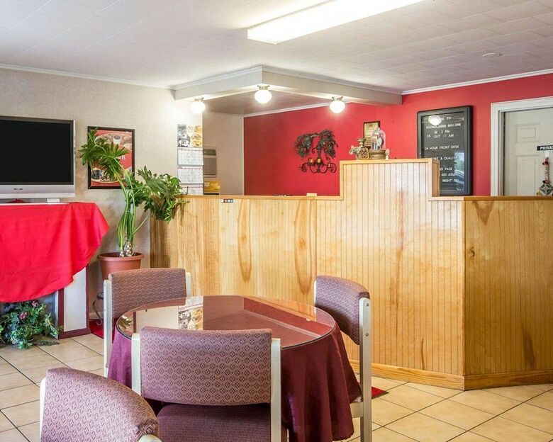 Motel Econo Lodge Malone