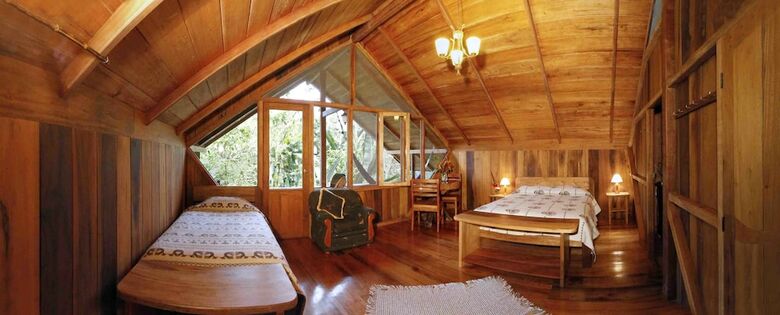 Posada Casa Divina Lodge