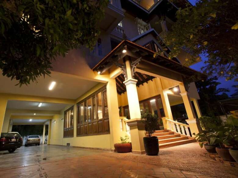 Hotel Grand Residence