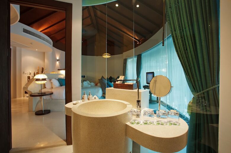 Apartamento Mai Khao Lak Beach Resort And Spa