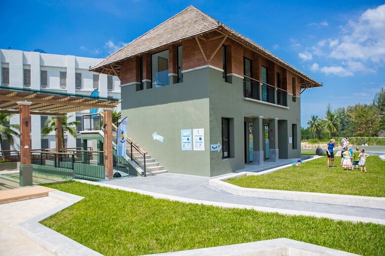 Apartamento Mai Khao Lak Beach Resort And Spa
