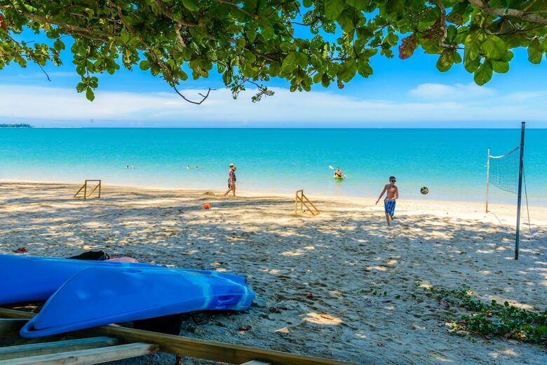 Apartamento Mai Khao Lak Beach Resort And Spa