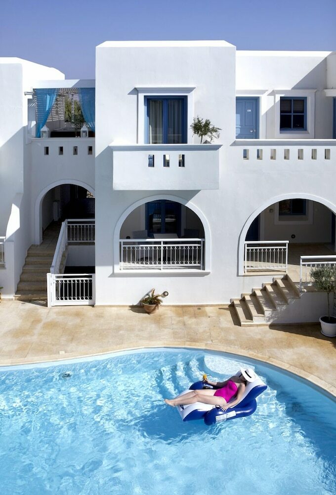 Hotel Mitos Suites
