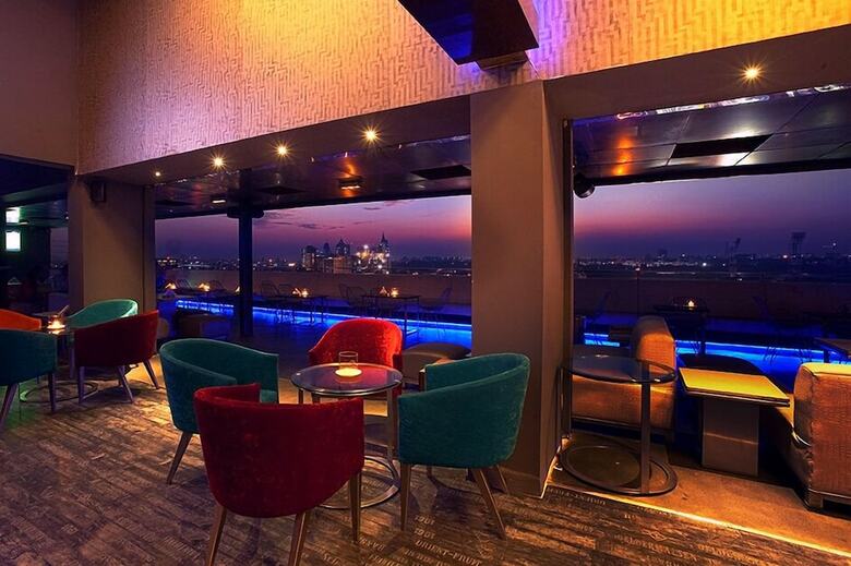 Hotel Ivory Tower