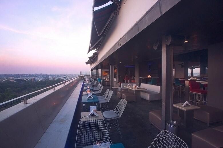 Hotel Ivory Tower