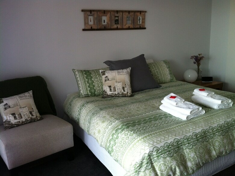 Corinella On The Esplanade Bed & Breakfast
