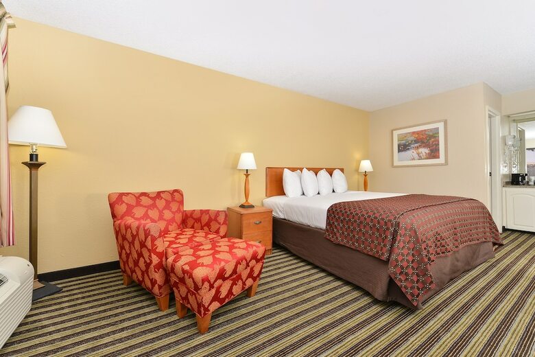 Hotel Quality Inn At The Mall - Valdosta