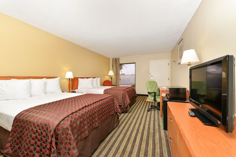 Hotel Quality Inn At The Mall - Valdosta