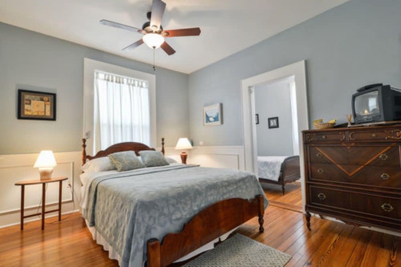 Farnsworth House Bed & Breakfast