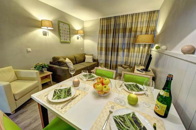 Residencia B'o Cottage