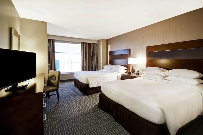 Hotel Embassy Suites Springfield
