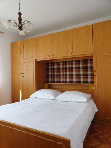 Hostal Apartments & Rooms Karmela