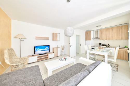 Apartments Gvarda