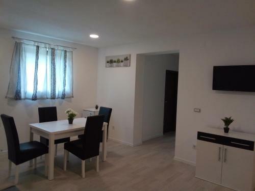 Hostal Guesthouse Matija