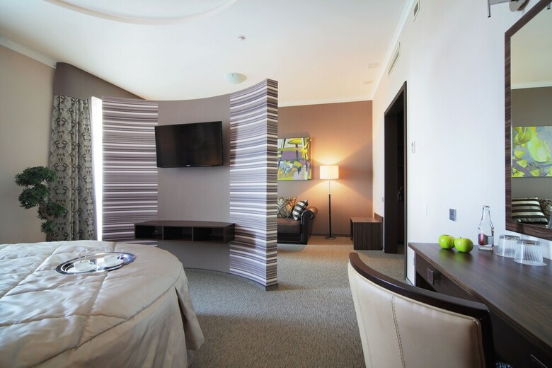 Palais Royal Hotel