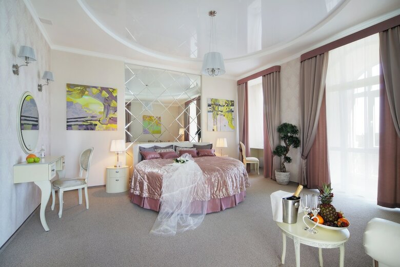 Palais Royal Hotel