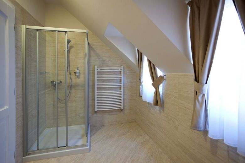 Barokk Hotel Promen�d Gyor
