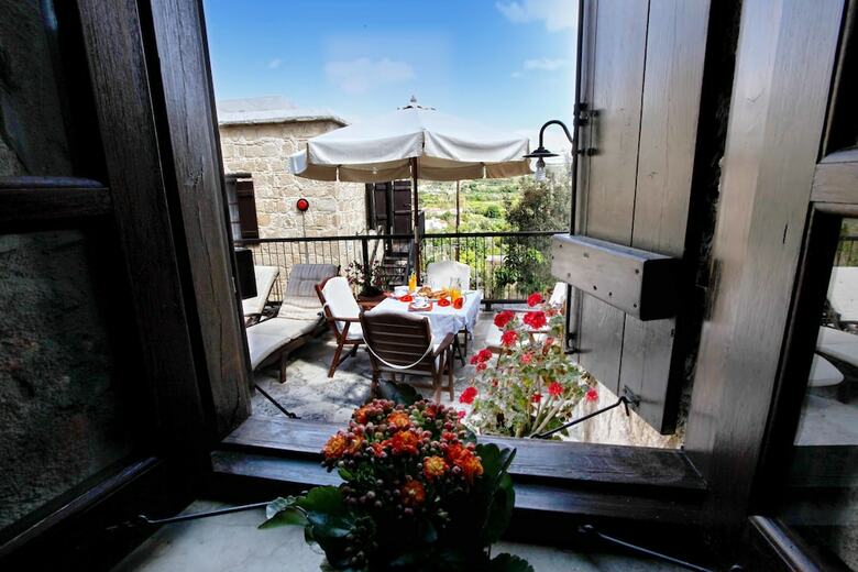 Apartamentos Leonidas Village Houses