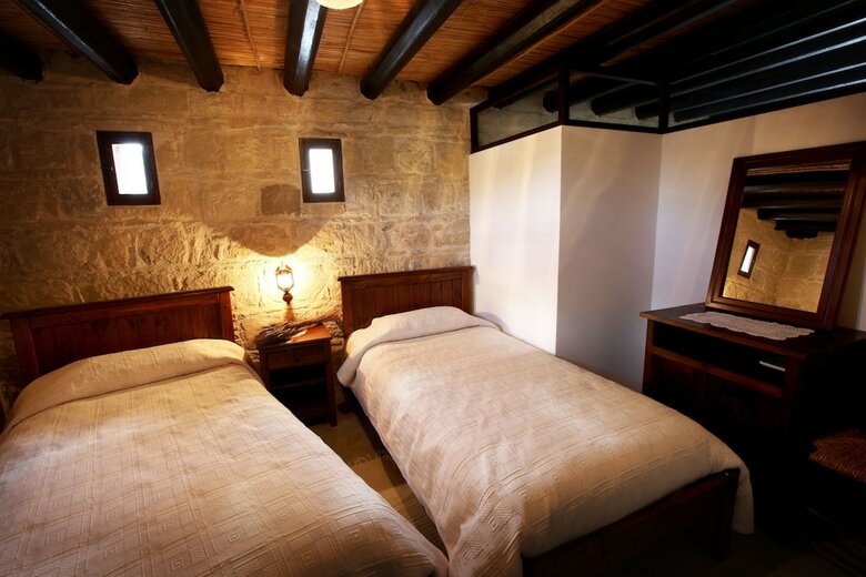 Apartamentos Leonidas Village Houses