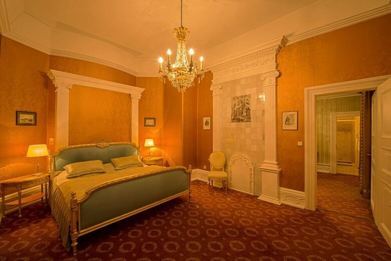 Burghotel Hasel�nne