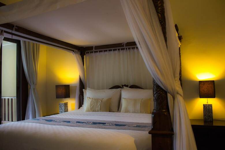 Villa Arwana Estate