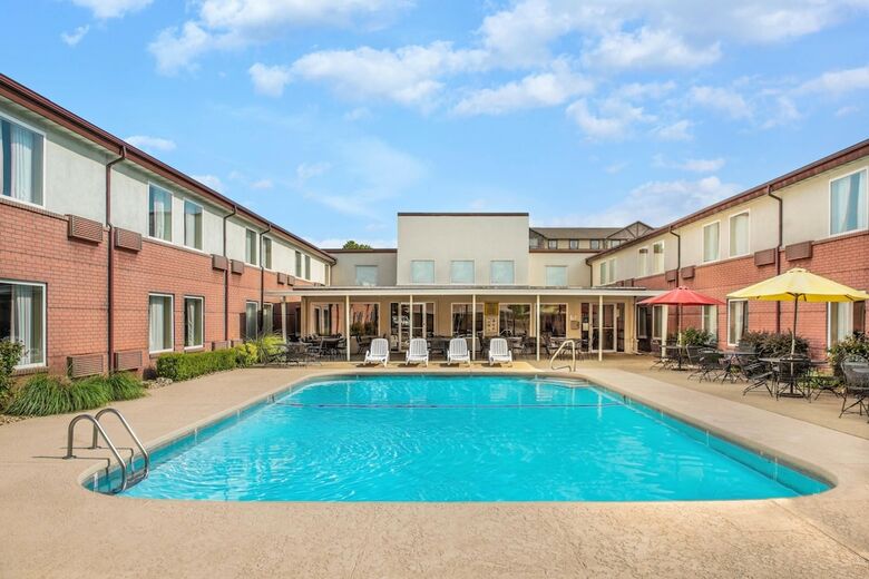 Hotel Days Inn & Suites By Wyndham Branson