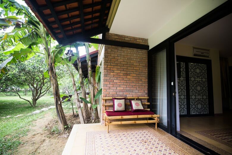 Hotel Hue Riverside Boutique Resort & Spa