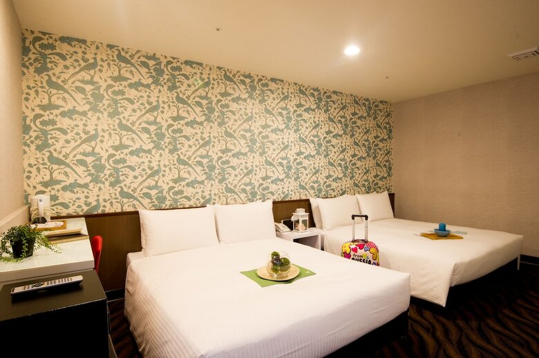 Ximen Holiday Fun Hotel