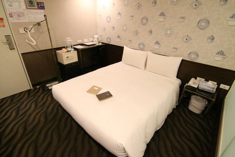 Starry Night Hotel