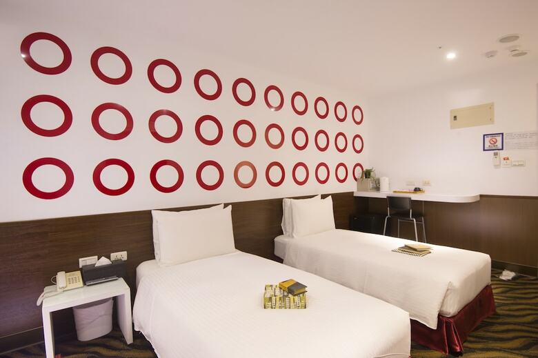 Starry Night Hotel