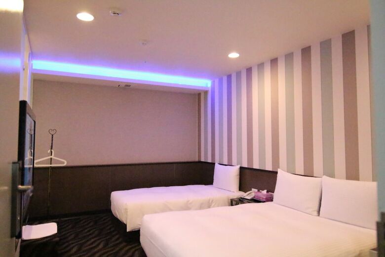 Starry Night Hotel