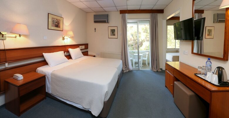 Forest Park Hotel