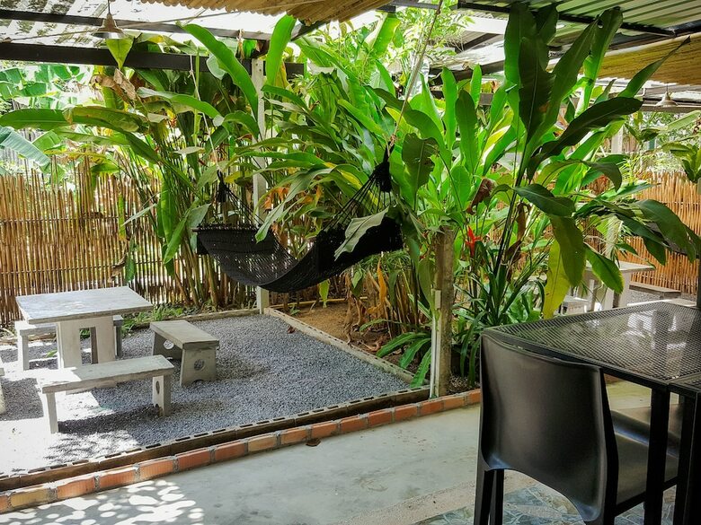 Hostal Glur Hostel