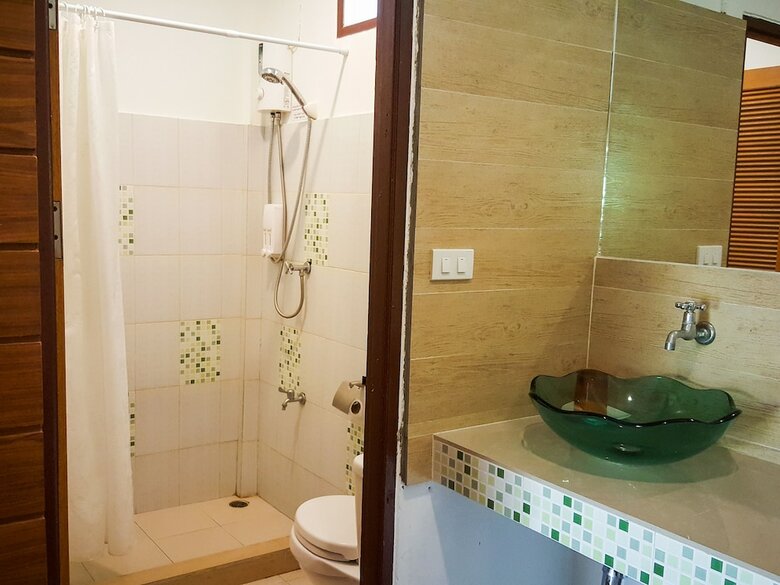 Hostal Glur Hostel