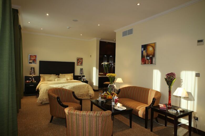 Madareem Crown Hotel